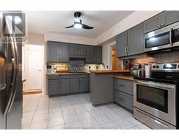 591 King STREET West - 24