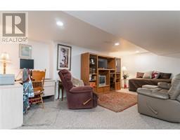 591 King STREET West - 34