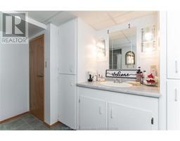 591 King STREET West - 43