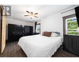 555 Confederation STREET - 17