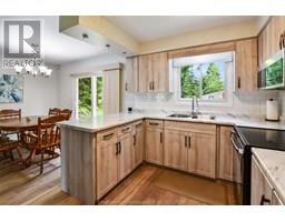 17 Garry AVENUE - 29