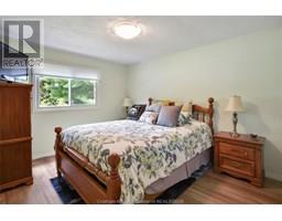 17 Garry AVENUE - 34