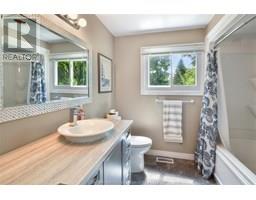 17 Garry AVENUE - 37