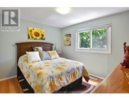 17 Garry AVENUE - 39