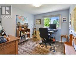 17 Garry AVENUE - 41