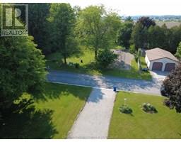 17 Garry AVENUE - 8