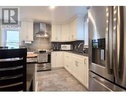 11 Lottie AVENUE - 21