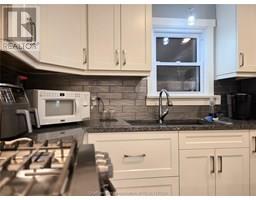 11 Lottie AVENUE - 25