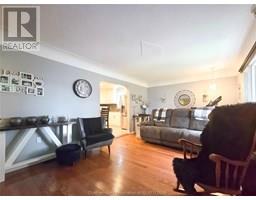 11 Lottie AVENUE - 33