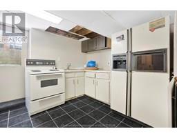 246 Tweedsmuir AVENUE West - 31