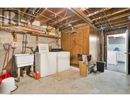 246 Tweedsmuir AVENUE West - 33