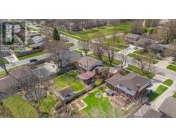 246 Tweedsmuir AVENUE West - 43