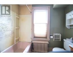 289 Queen STREET - 16