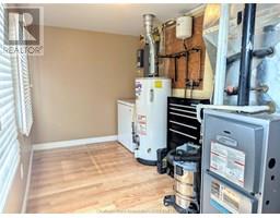185 Woods STREET - 16