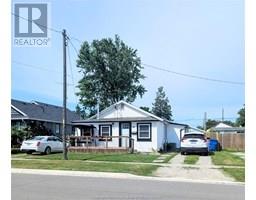 185 Woods STREET - 2