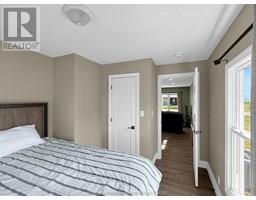 86 BAYVIEW DRIVE - 17