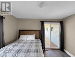 86 BAYVIEW DRIVE - 25
