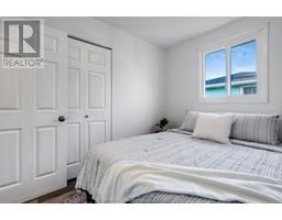 69 BRIDLE PATH ROAD - 23