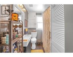 300 Woods STREET - 13