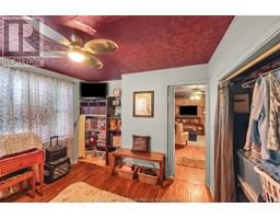 300 Woods STREET - 16