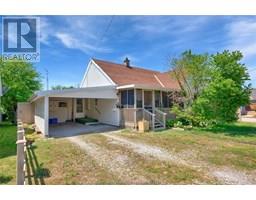 300 Woods STREET - 35