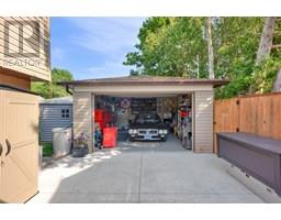 110 GLENGARRY CRESCENT - 10