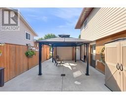 110 GLENGARRY CRESCENT - 11