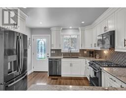 110 GLENGARRY CRESCENT - 15