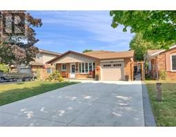 110 GLENGARRY CRESCENT - 2
