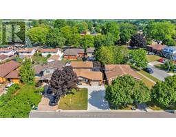 110 GLENGARRY CRESCENT - 6