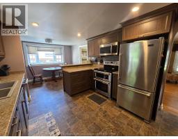115 Gregory DRIVE - 10
