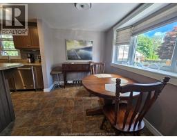 115 Gregory DRIVE - 11