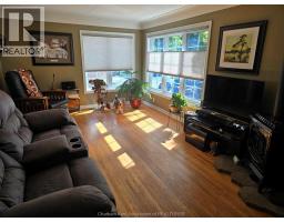 115 Gregory DRIVE - 13