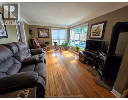 115 Gregory DRIVE - 14