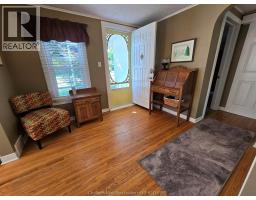 115 Gregory DRIVE - 18