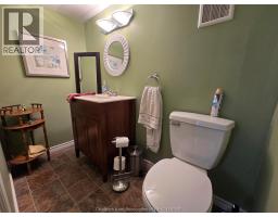 115 Gregory DRIVE - 24