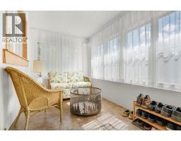 203 Talbot STREET East - 13