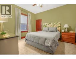 203 Talbot STREET East - 25