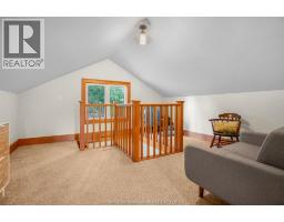 203 Talbot STREET East - 32