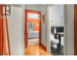 203 Talbot STREET East - 39