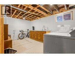 203 Talbot STREET East - 40