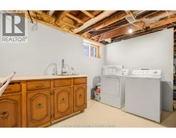 203 Talbot STREET East - 41