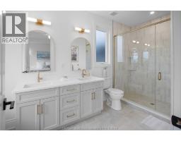 138 VALENCIA DRIVE - 22