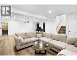 138 VALENCIA DRIVE - 31