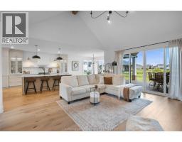 138 VALENCIA DRIVE - 9