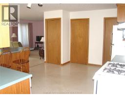 19A ERIE STREET North - 17