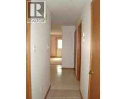 19A ERIE STREET North - 18