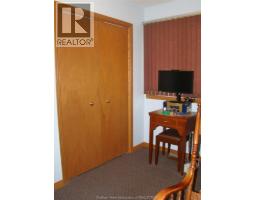 19A ERIE STREET North - 30