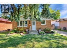 85 Marion AVENUE - 1
