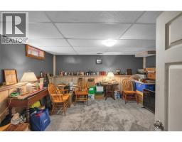 85 Marion AVENUE - 32